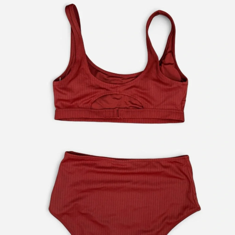 Old Navy Ribbed Bikini Set - Picture 5 of 6